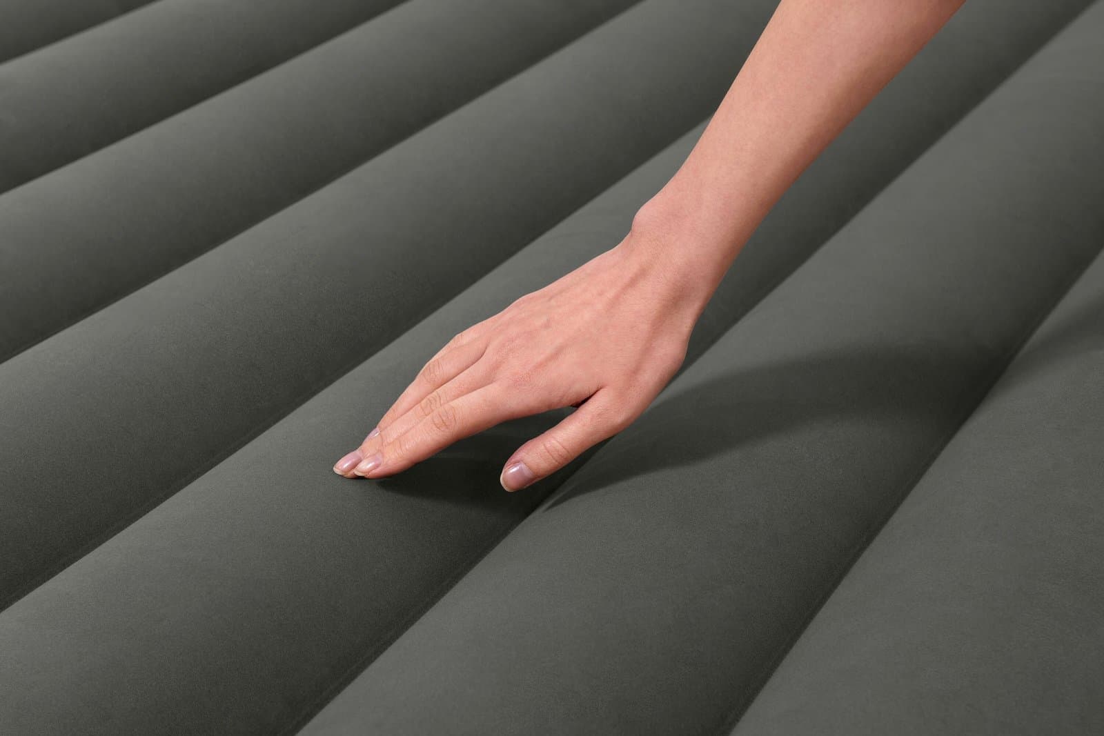 Надуваем двоен матрак с вградена помпа на батерии 2.03m x 1.52m x 30cm Tritech Air Mattress Queen - Image 14